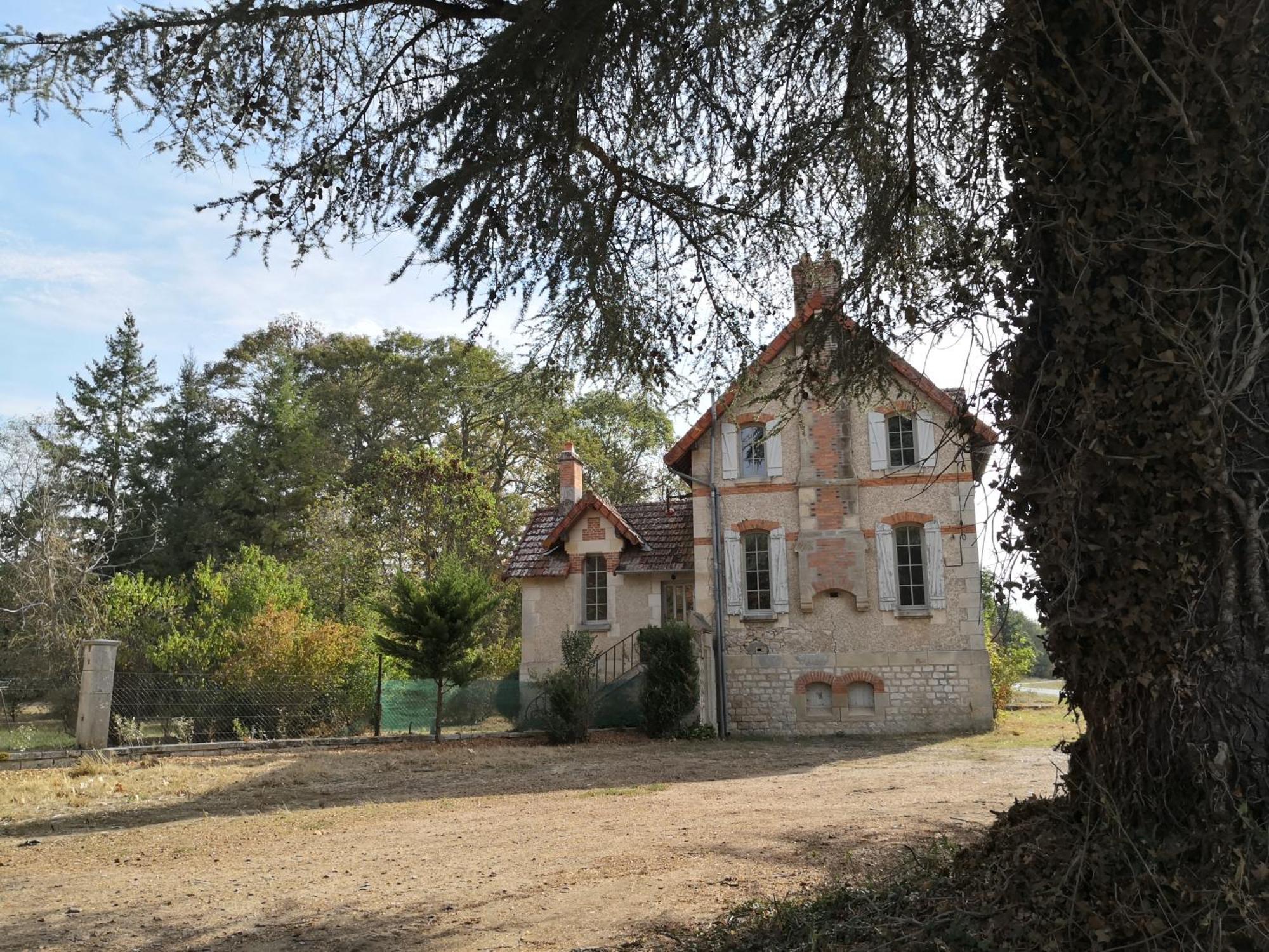 Maison La Demi-Lune Boulleret Luaran gambar